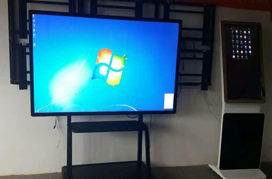 使用触摸一体机如何把握客户